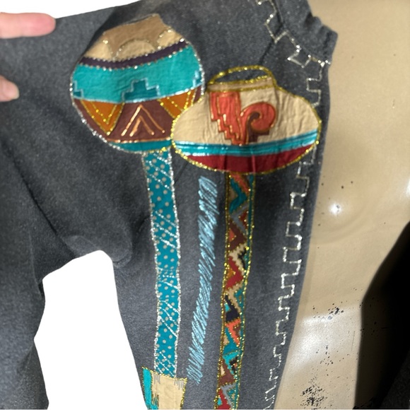 VTG Hand Painted Appliqué Southwest Pottery Aztec Wearable Art Sweatshirt Signed - Picture 8 of 9